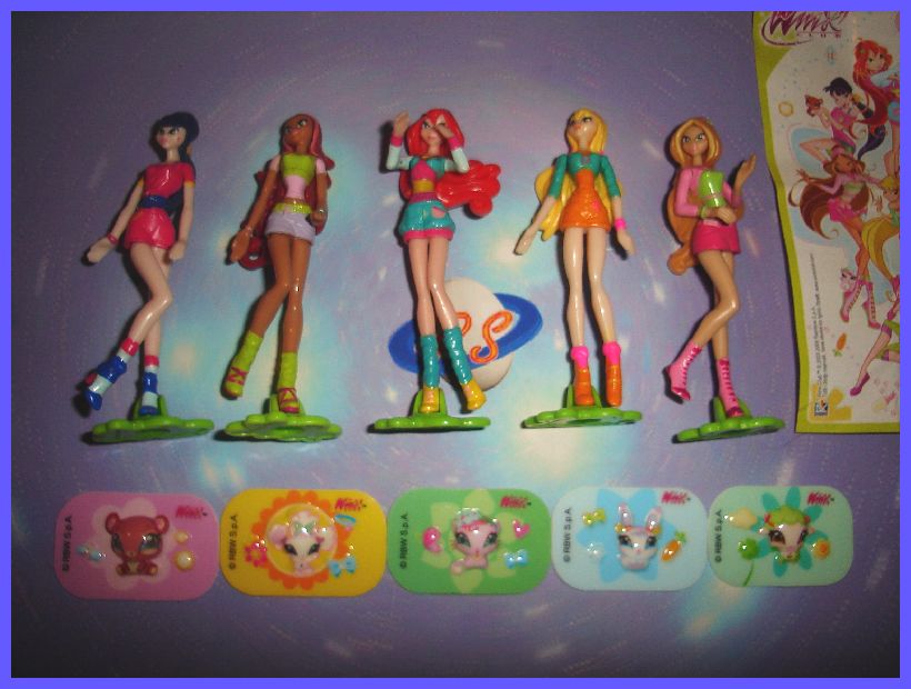 KINDER SURPRISE SERIE   WINX CLUB LOVE & PET ITALIE 09  