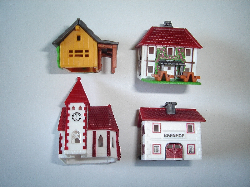 toy model homes