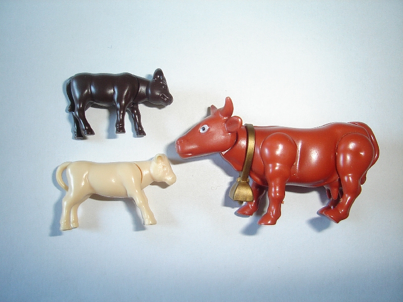 toys-figures-miniatures-cow-calves-animals-2002-kinder-surprise-set