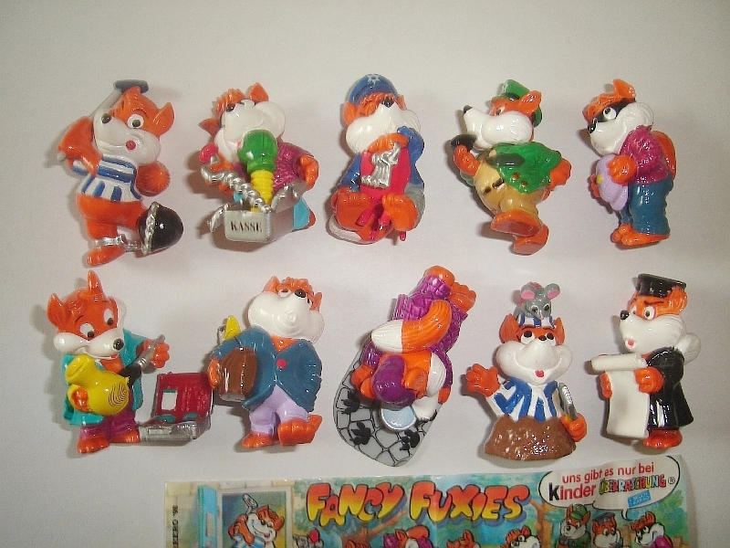 激レア！　ギリシャ製　POLFI TOYS MINIキャンバストップ　ブリスター KINDER SURPRISE SET - FANCY FUXIES FOXES COPS & ROBBERS 98 FIGURES