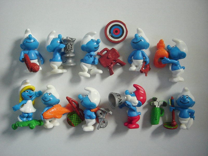 THE SMURFS PEYO JIGSAW PUZZLES RUSSIA 2011 KINDER SURPRISE COLLECTIBLES